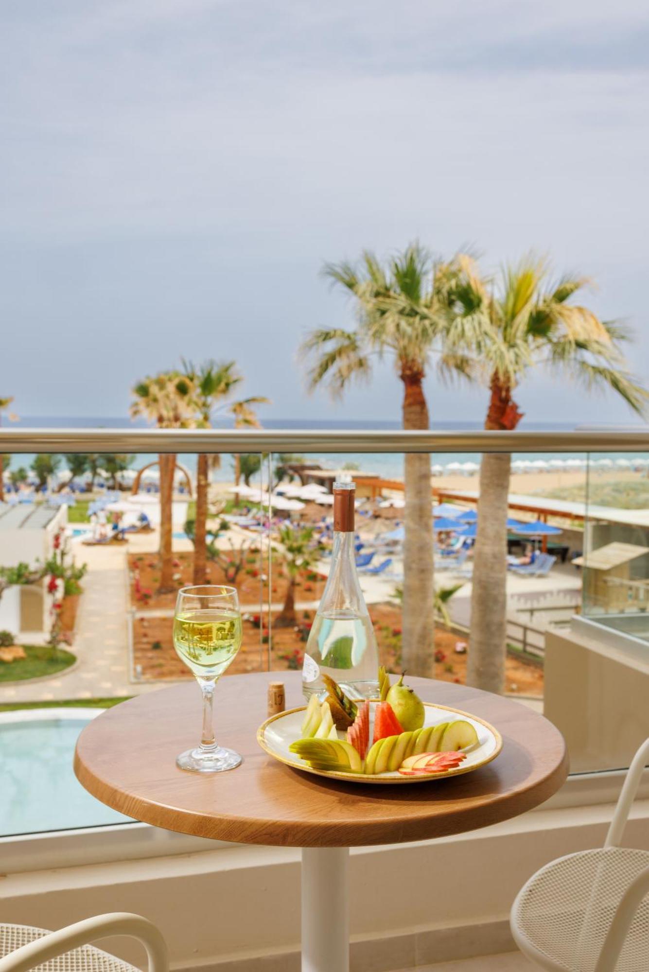 Malia Bay Beach Hotel & Bungalows Zewnętrze zdjęcie